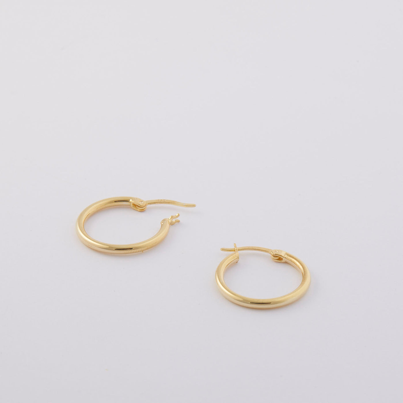 Minimalist Hoop Earrings Gold