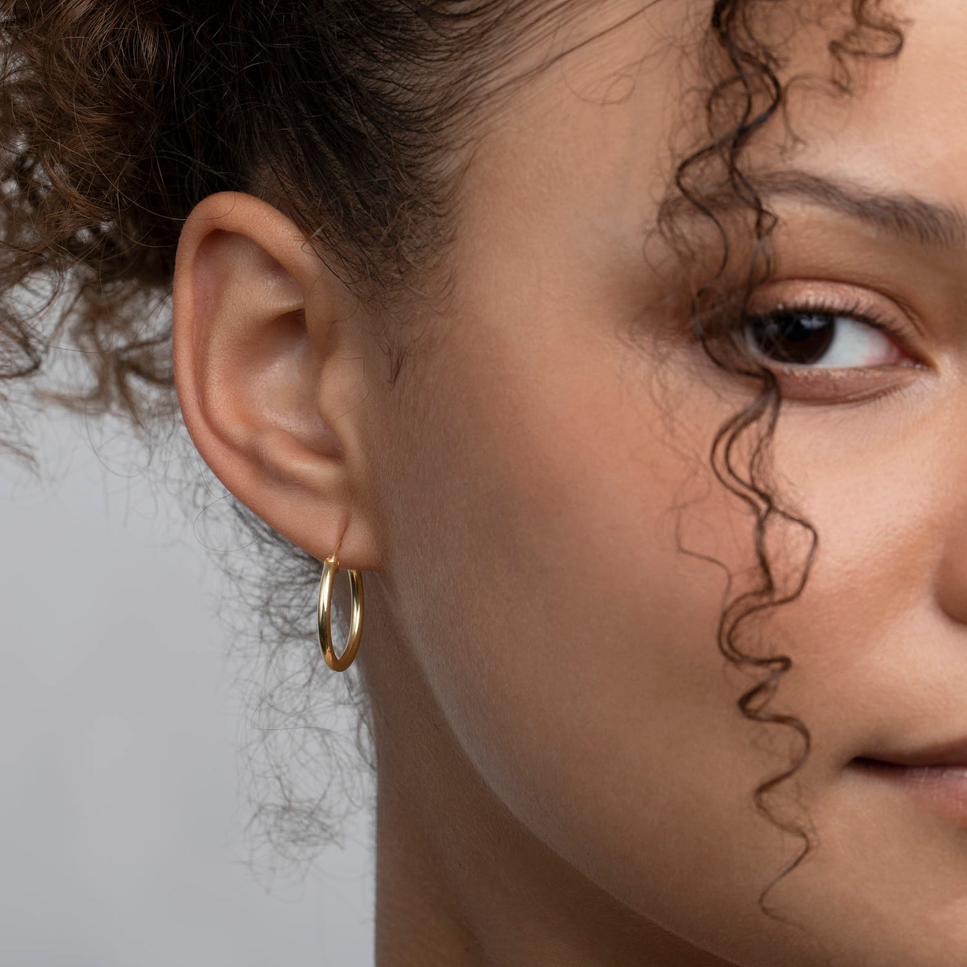 Minimalist Hoop Earrings Gold